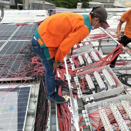 Dịch Vụ Sửa Điện Mặt Trời Tại TP.HCM Uy Tín - Chuyên Nghiệp | Thuận Phát